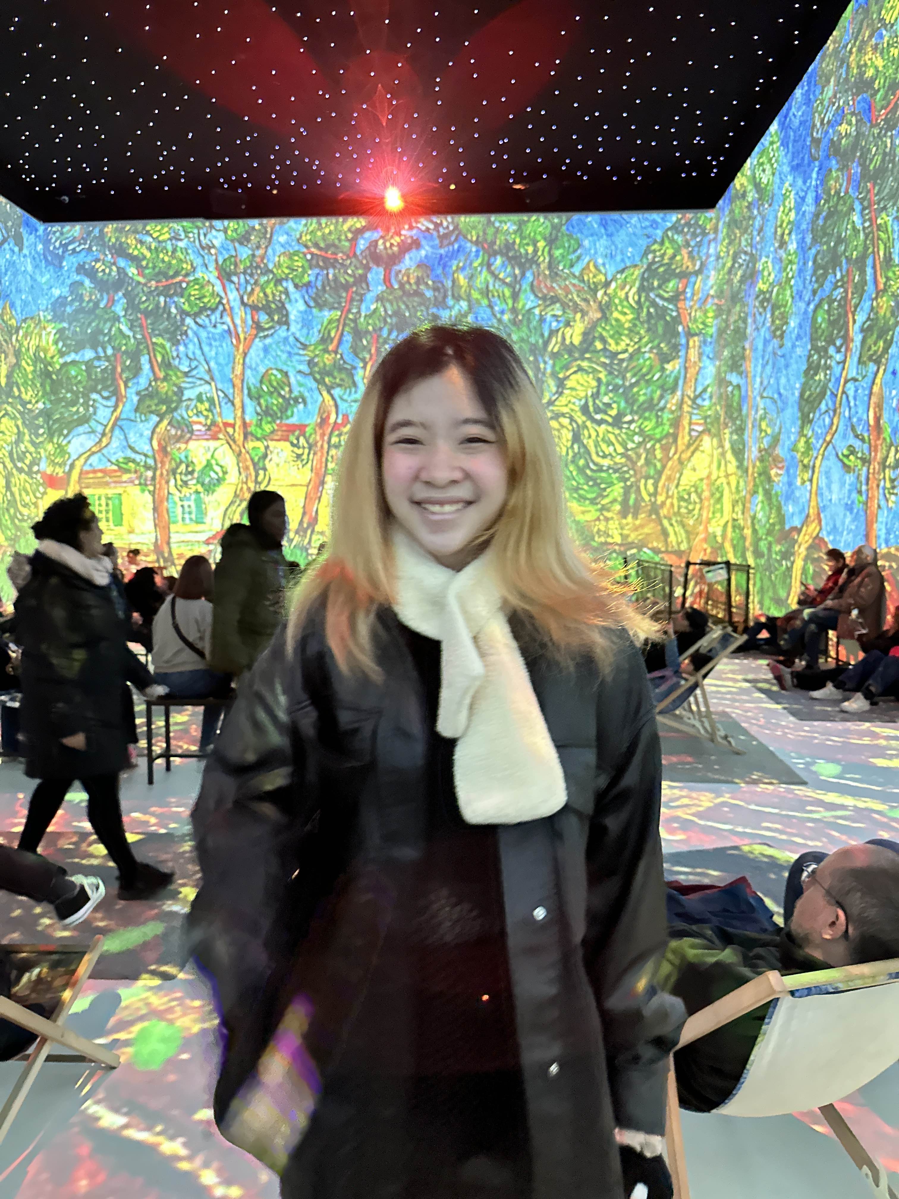 Immersive Art Exploration